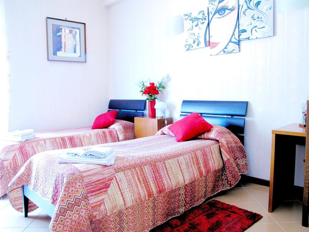 J.N.D.Holidays Rome Kamer foto